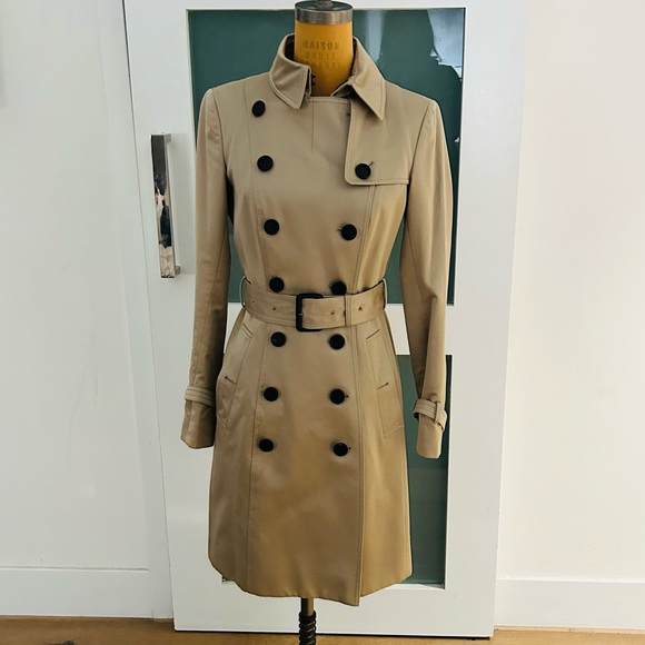 Authentic Burberry Chelsea Mid Length Trench - Picture 2 of 16
